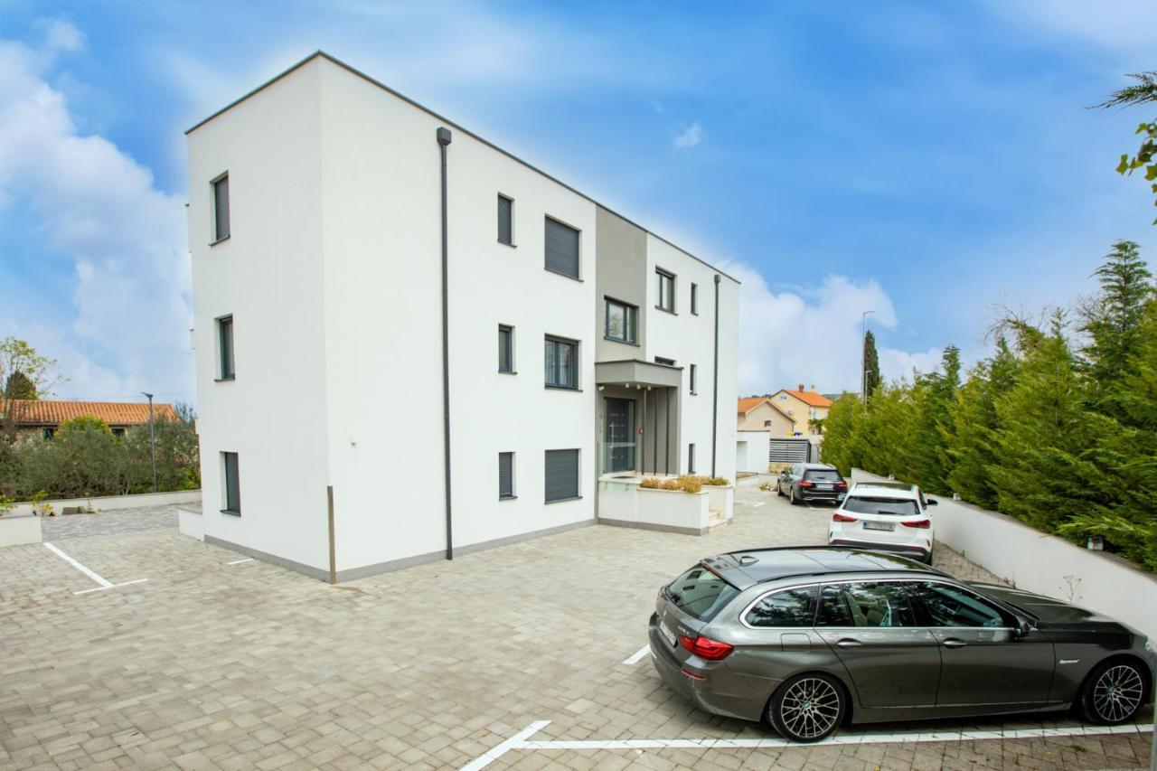 Apartment Muzini Malinska Eksteriør bilde