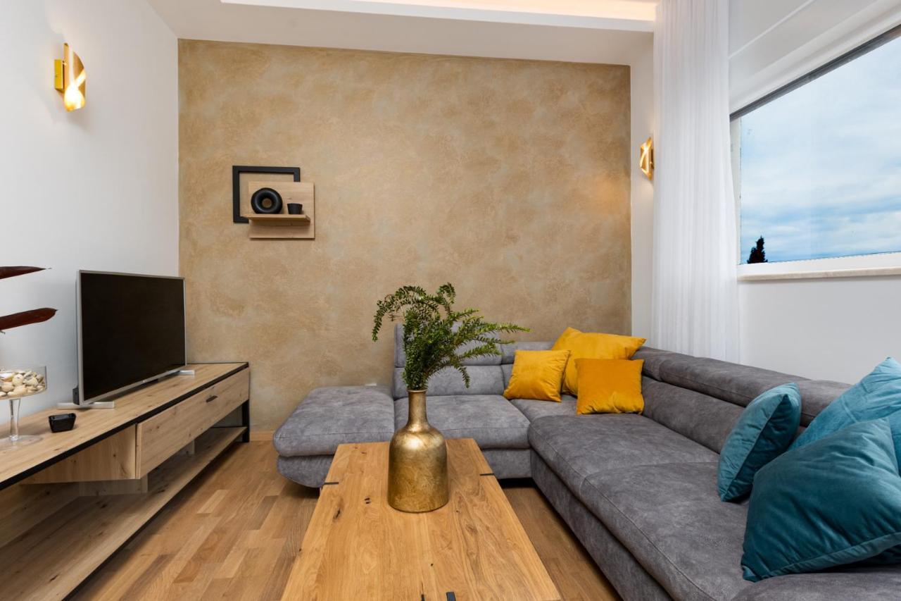 Apartment Muzini Malinska Eksteriør bilde
